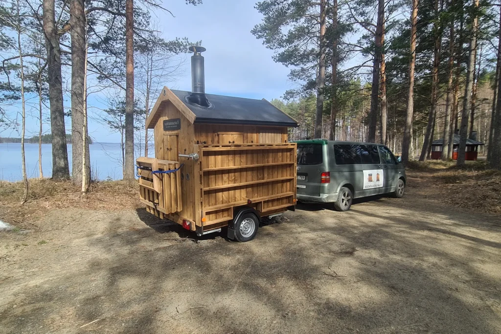 Vuokraa sauna, peräkärrysauna ja auto